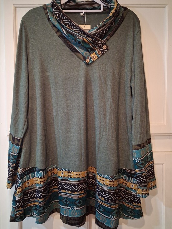 Miusey Tops - Miusey Women's Green Geometric Cowl Neck Long Sleeve Tunic Top Button Accent XXL